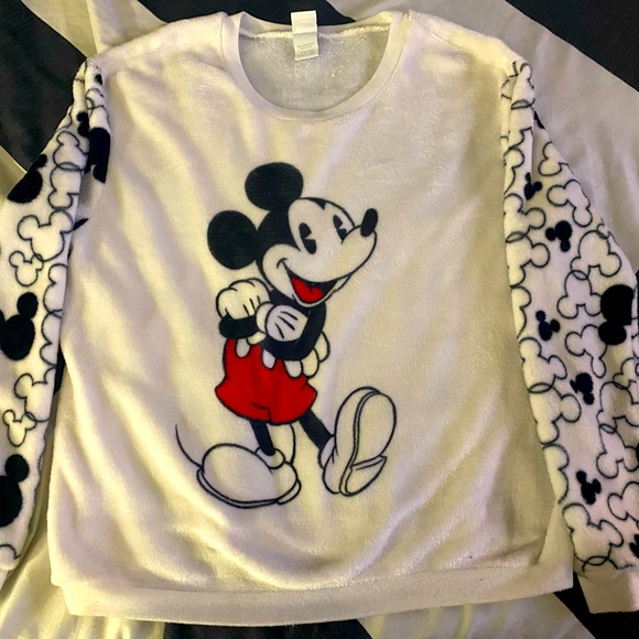 Disney Mickey Mouse women’s Sweatshirt - Picture 2 of 8